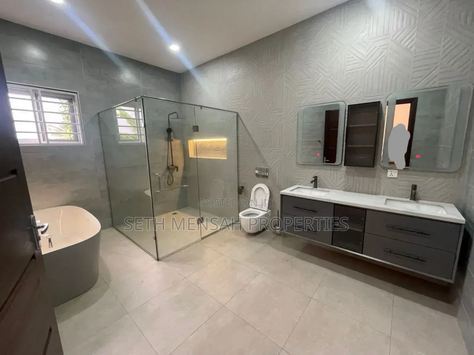 Furnished 5bdrm House in Spintex for sale