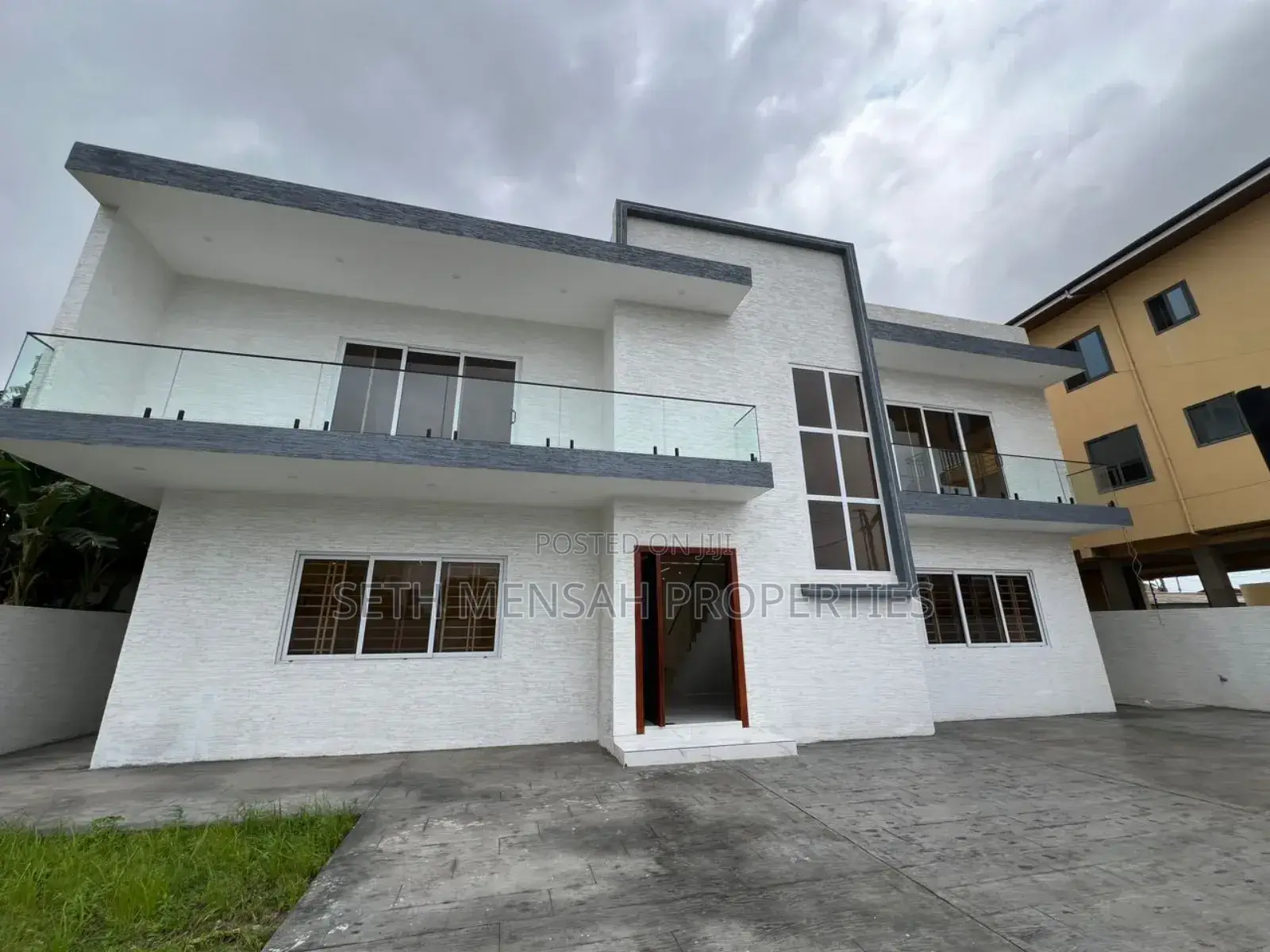 Furnished 5bdrm House in Spintex for sale