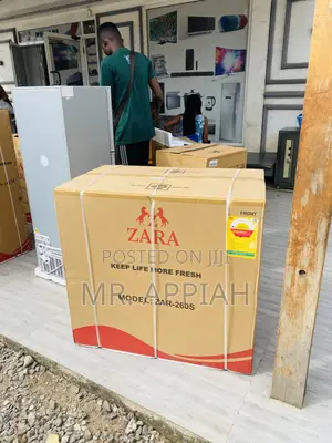 Unique Zara -260s Single Door Electric Chest Freezer.