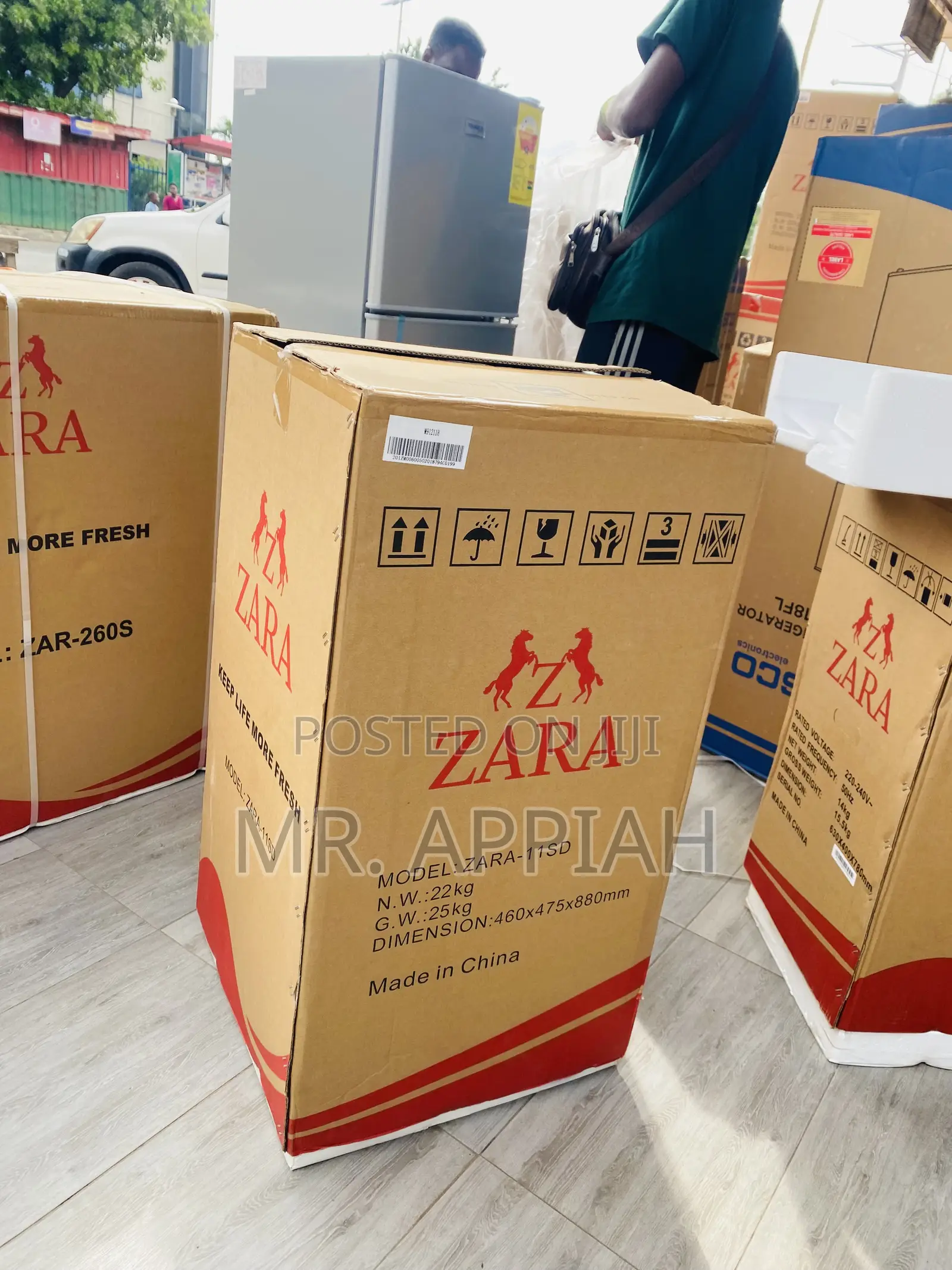 Single Door Zara 1-11s Electric Table Top Refrigerator.