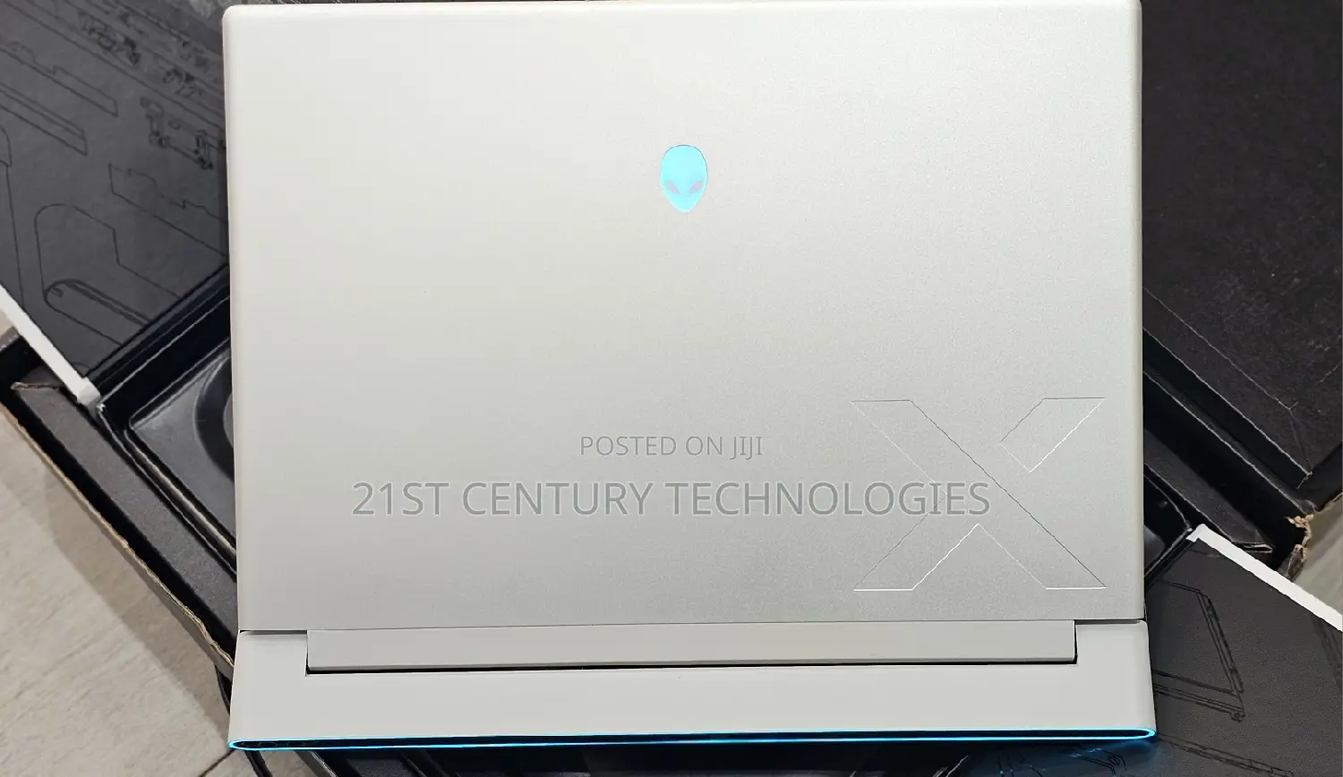 Laptop Dell Alienware M16 R1 32GB Intel Core I9 SSD 1T