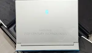 Laptop Dell Alienware M16 R1 32GB Intel Core I9 SSD 1T