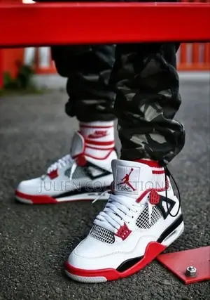 Jordan 4 Fire Red
