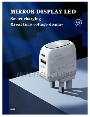 30w Led Display Fast Charger A2522c