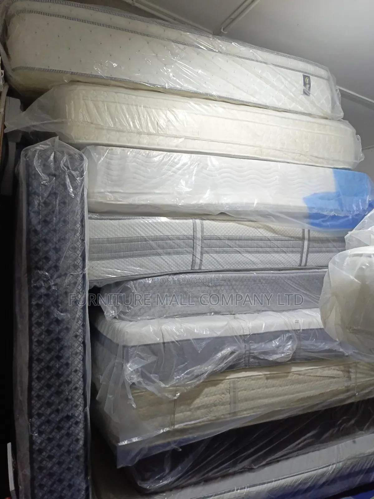 Memory Foam 60x80 Queen Size Mattress Available as Seen