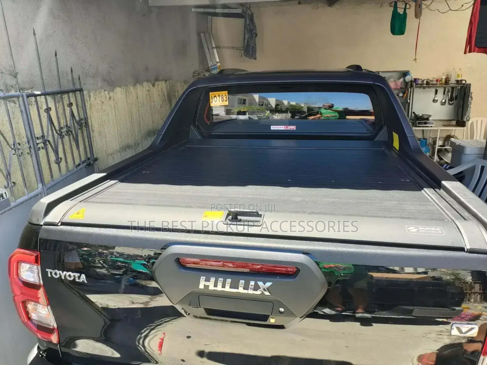 Hilux Bed Cover Aluminium Roller With Rollbar