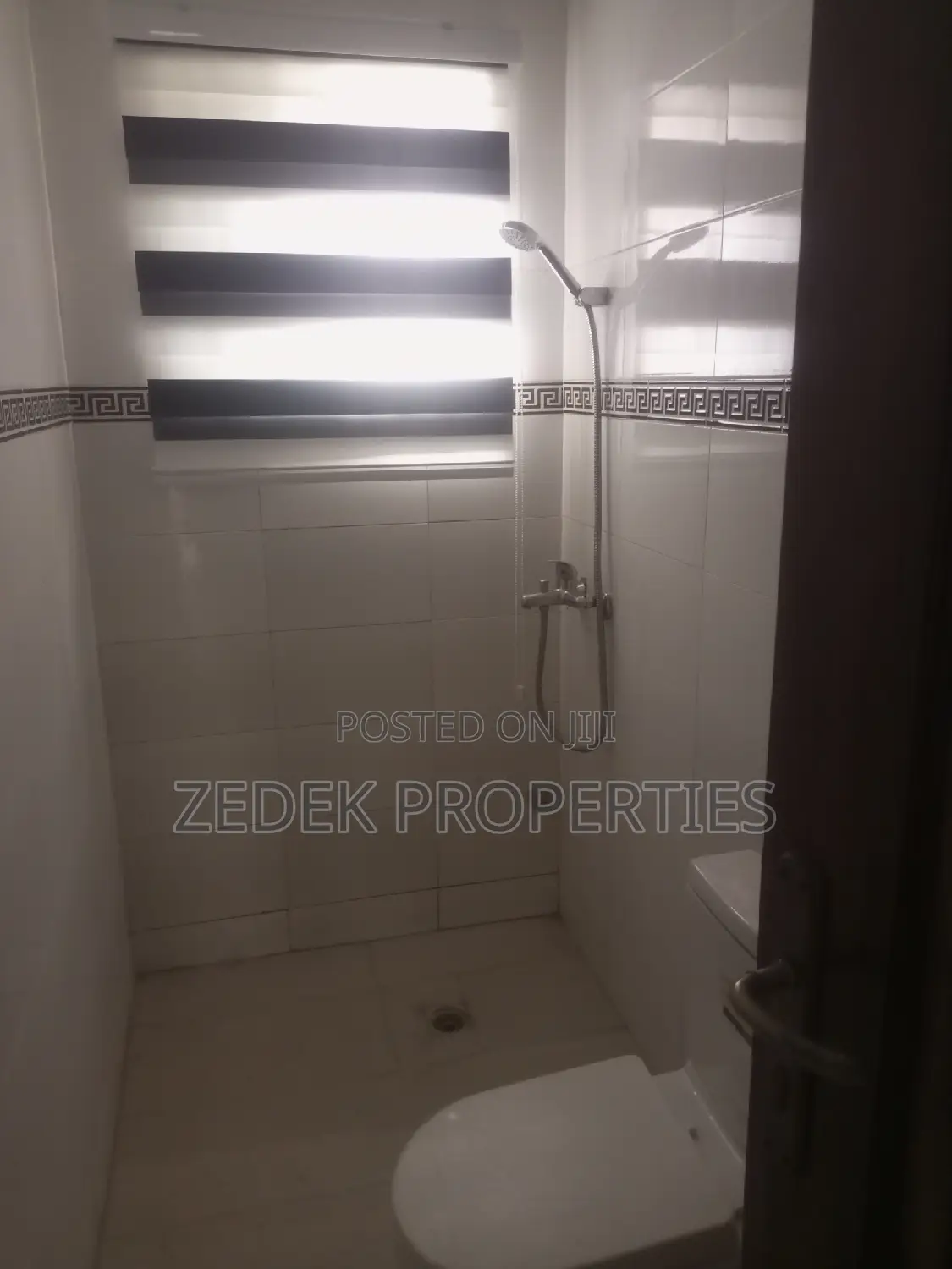 3bdrm Apartment in Kwabenya Acp, Ashomang Estate for rent
