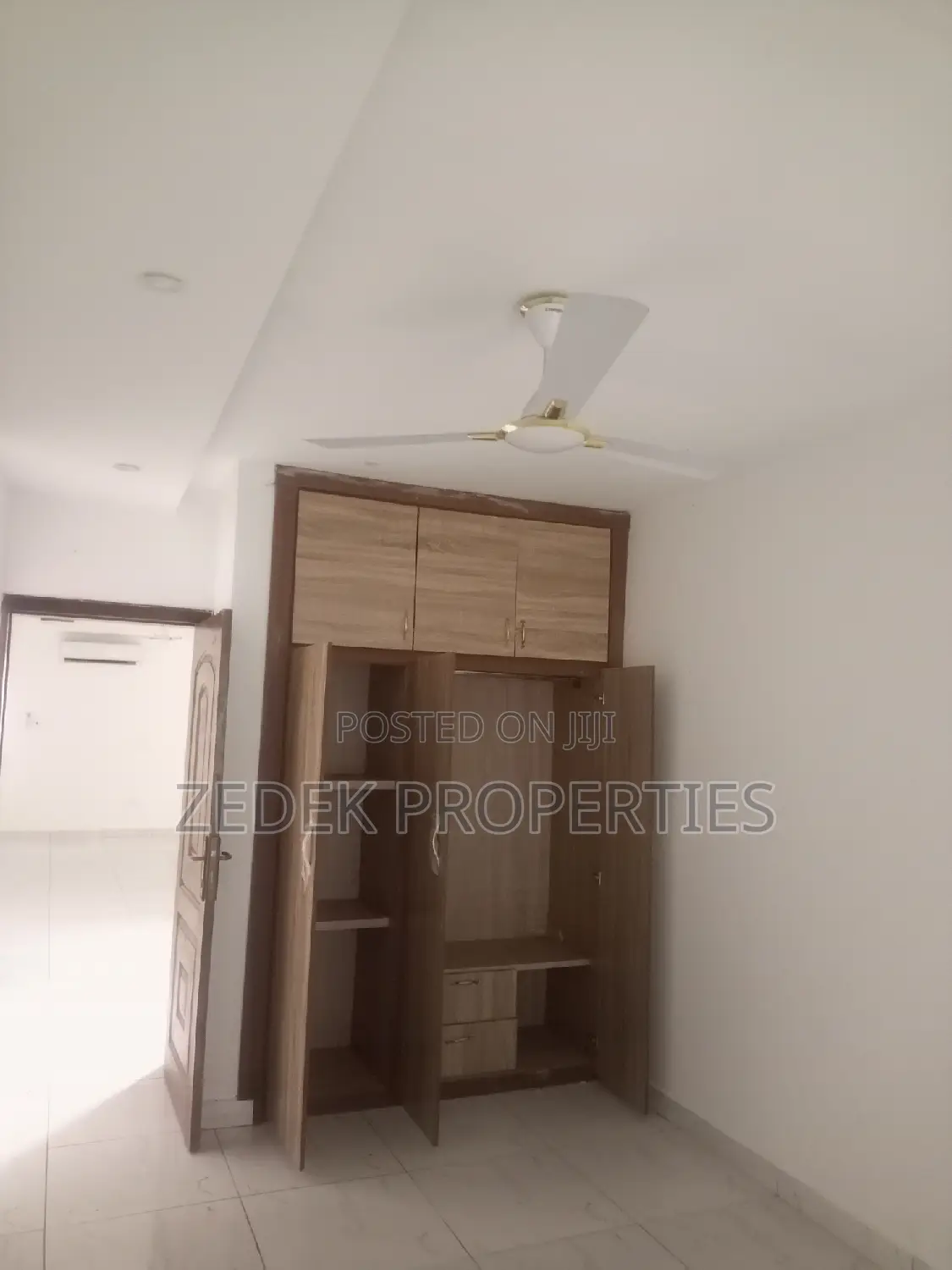 3bdrm Apartment in Kwabenya Acp, Ashomang Estate for rent
