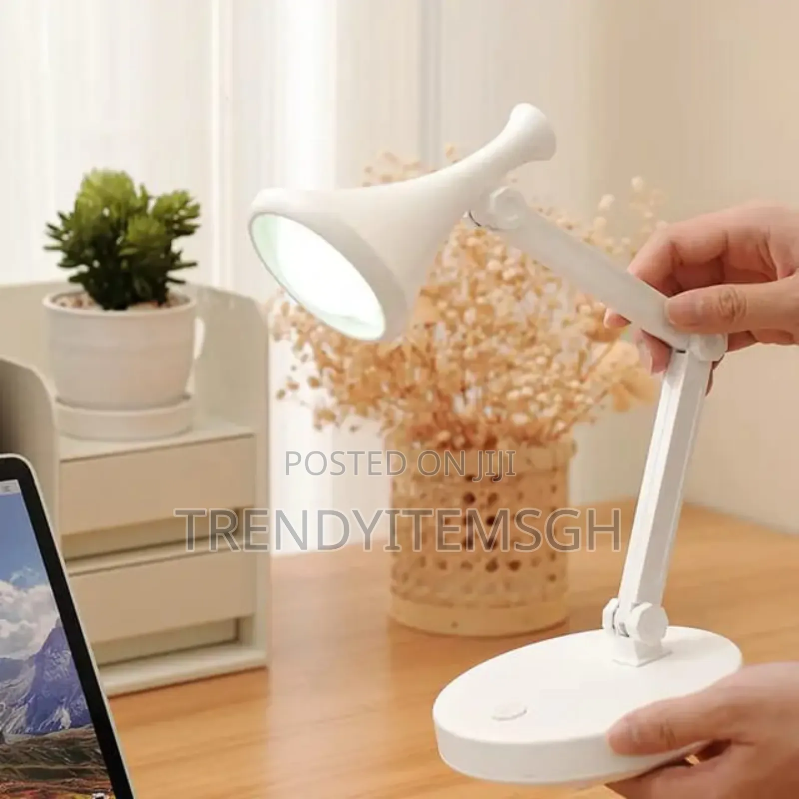 Rechargeable Table Lamp