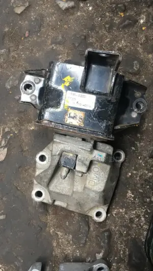 Hyundai Tucson 2016-2020 Gearbox Seat in Stock