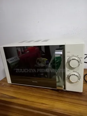 17.L Breville Microwave From Uk