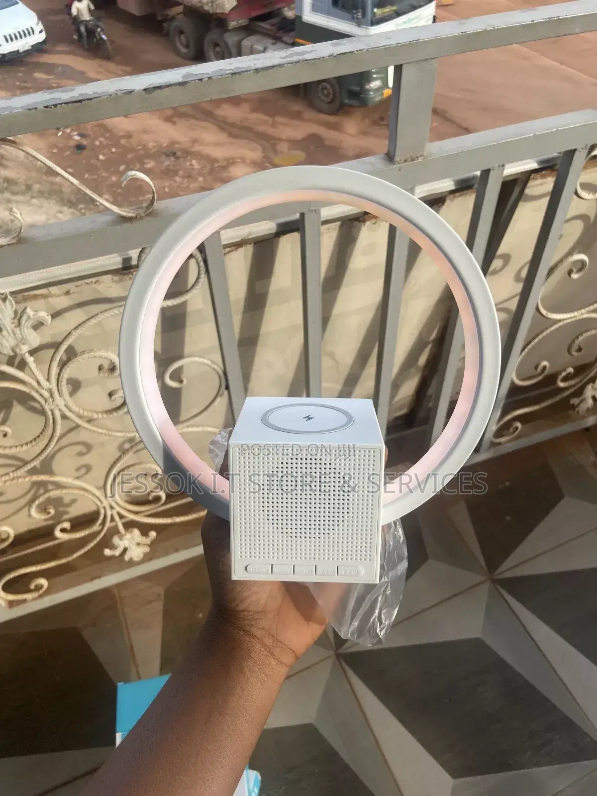 Led Wireless Charging Speaker BT 256