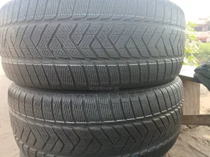 Original First Grade Used Tyres Available 275/55r19