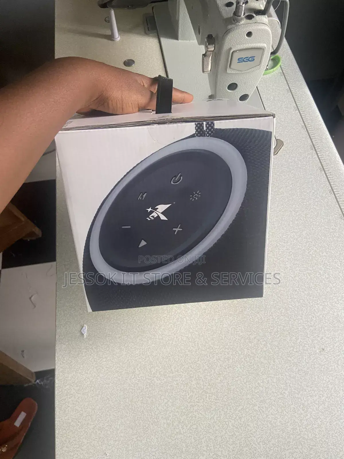 Music Box Bluetooth/ Usb / Sd Card /Aux /Type C/Led