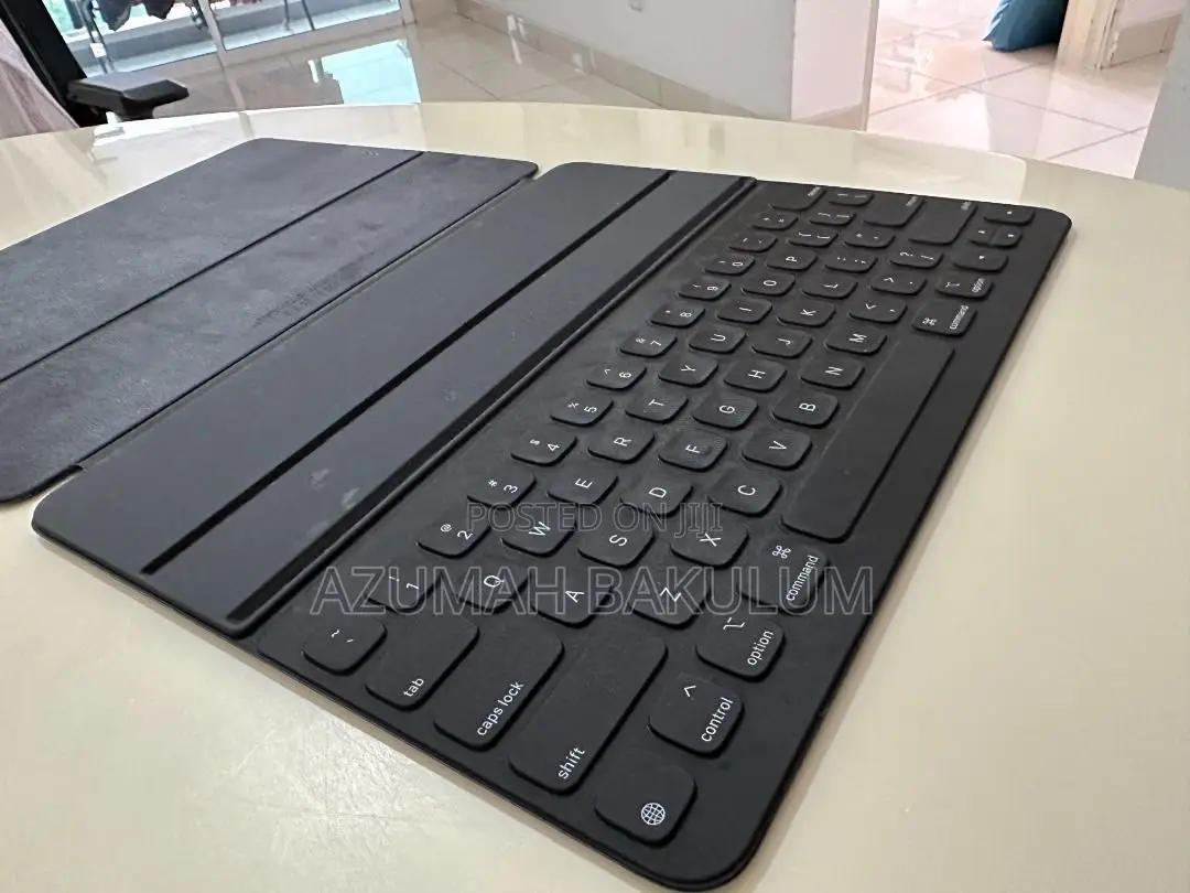 Apple Smart Keyboard Folio Case for iPad 12.9 Inches