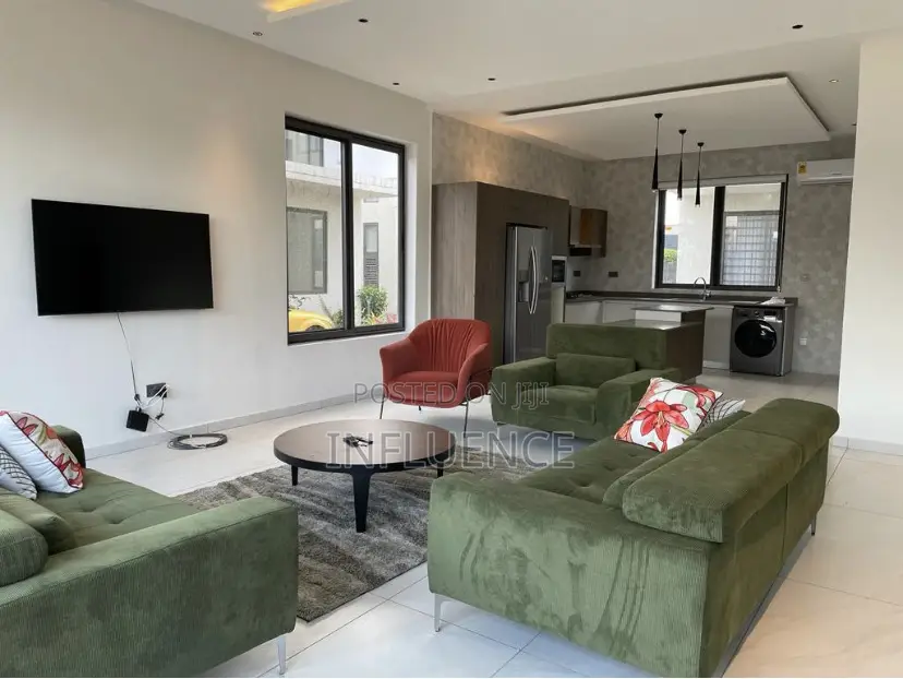 Furnished 3bdrm Penthouse in East Legon for rent