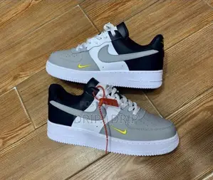 Airforce 1 Black,White and Grey .Comes in Box