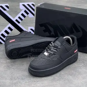 Airforce X Supreme . Black . Comes in Box . All Sizes
