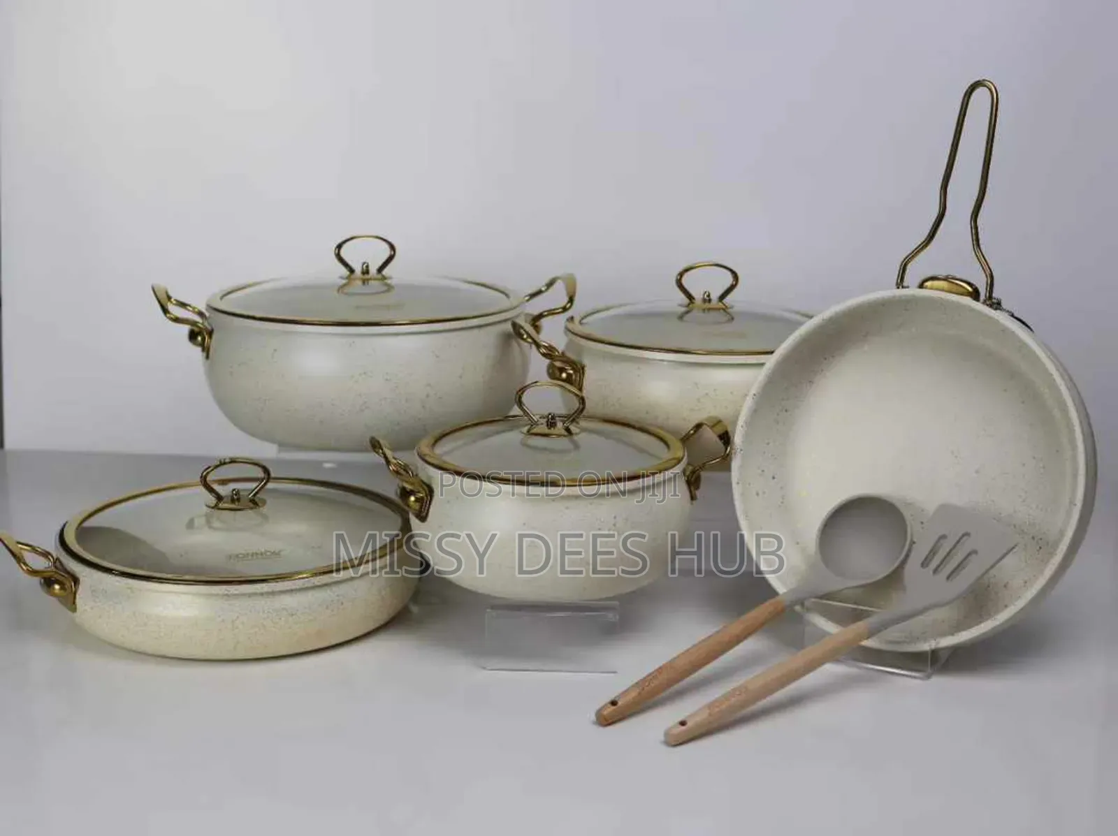 9pcs Ivory Cookware Set