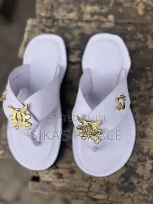 Royal White With Polish Gold Ornament Slippers