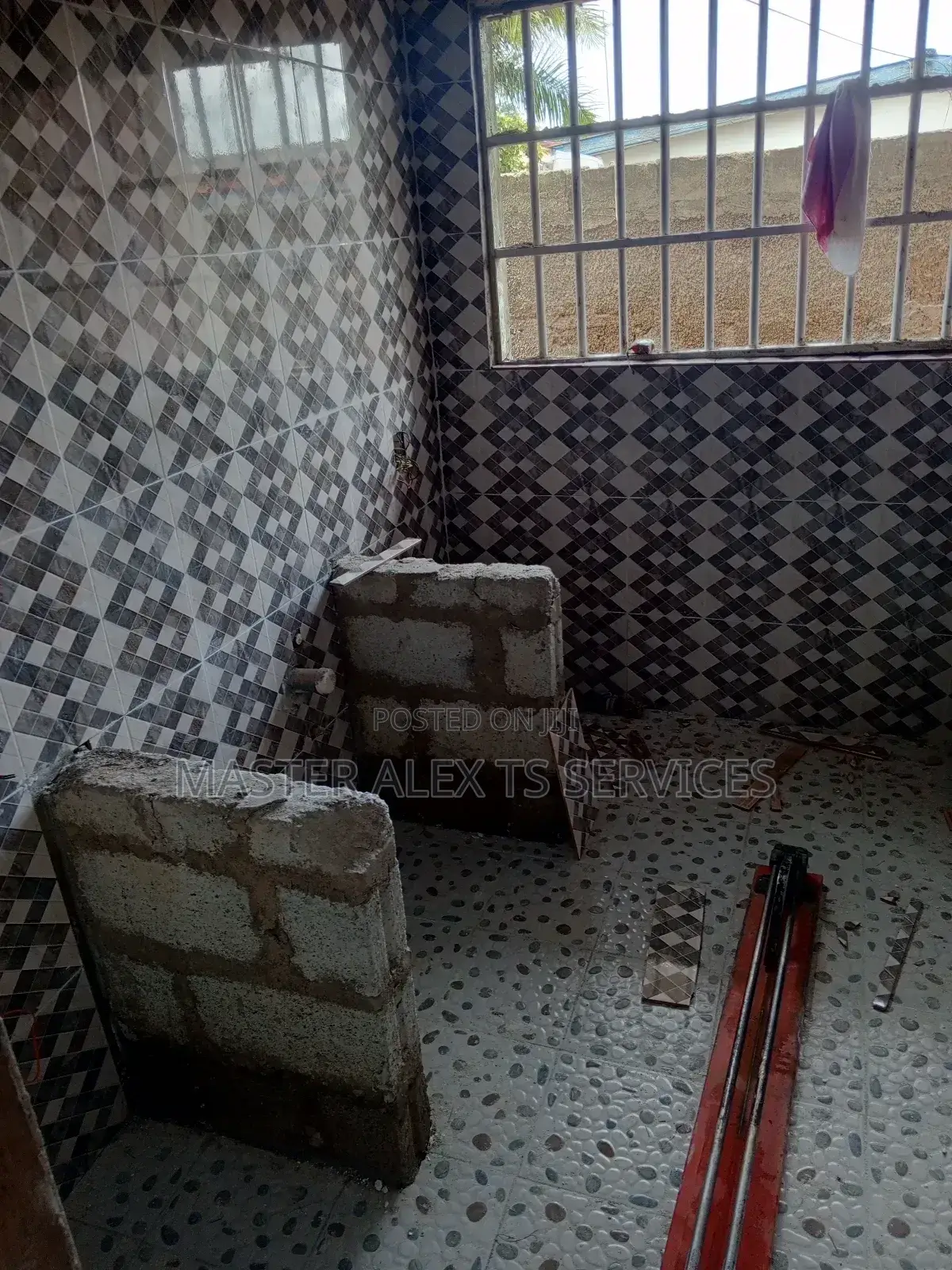 Quick Tiling Service (Professional)