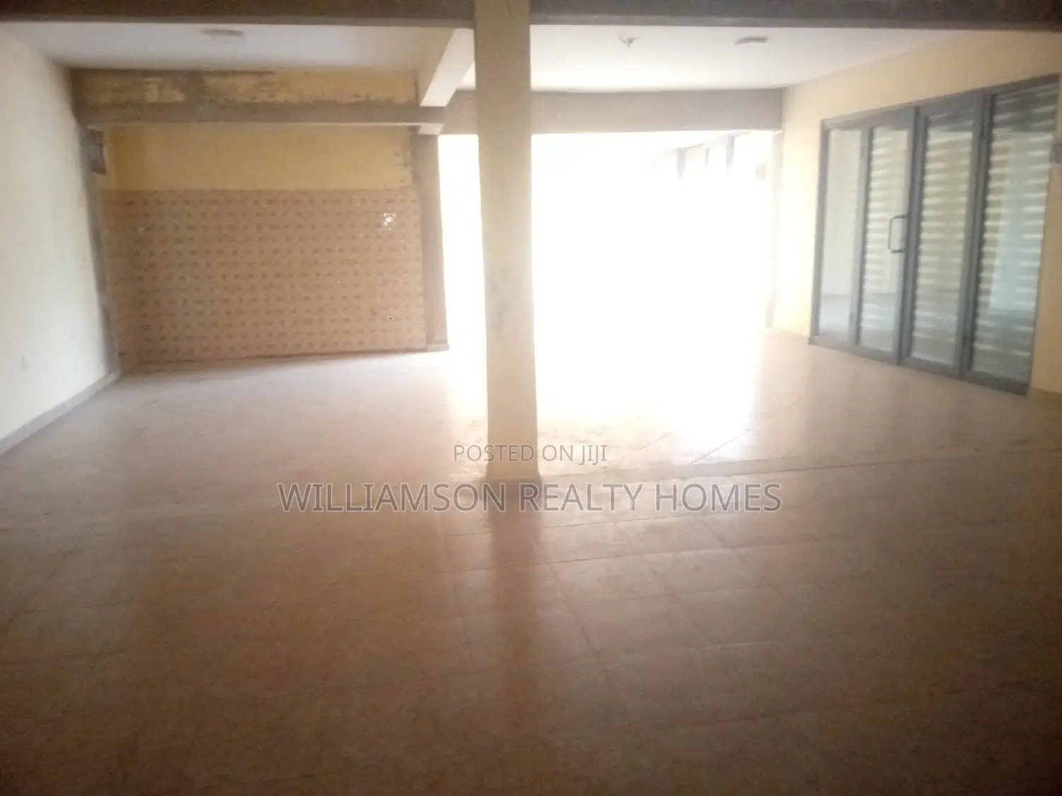 3 in 1 Triple Roadside Shop/Store/Showroom/Warehouse,Spintex