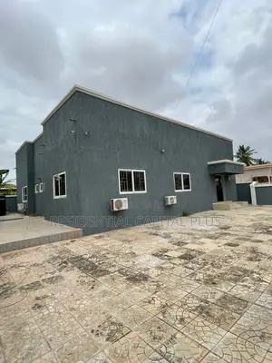 3bdrm Apartment in Spintex, Coca Cola for sale