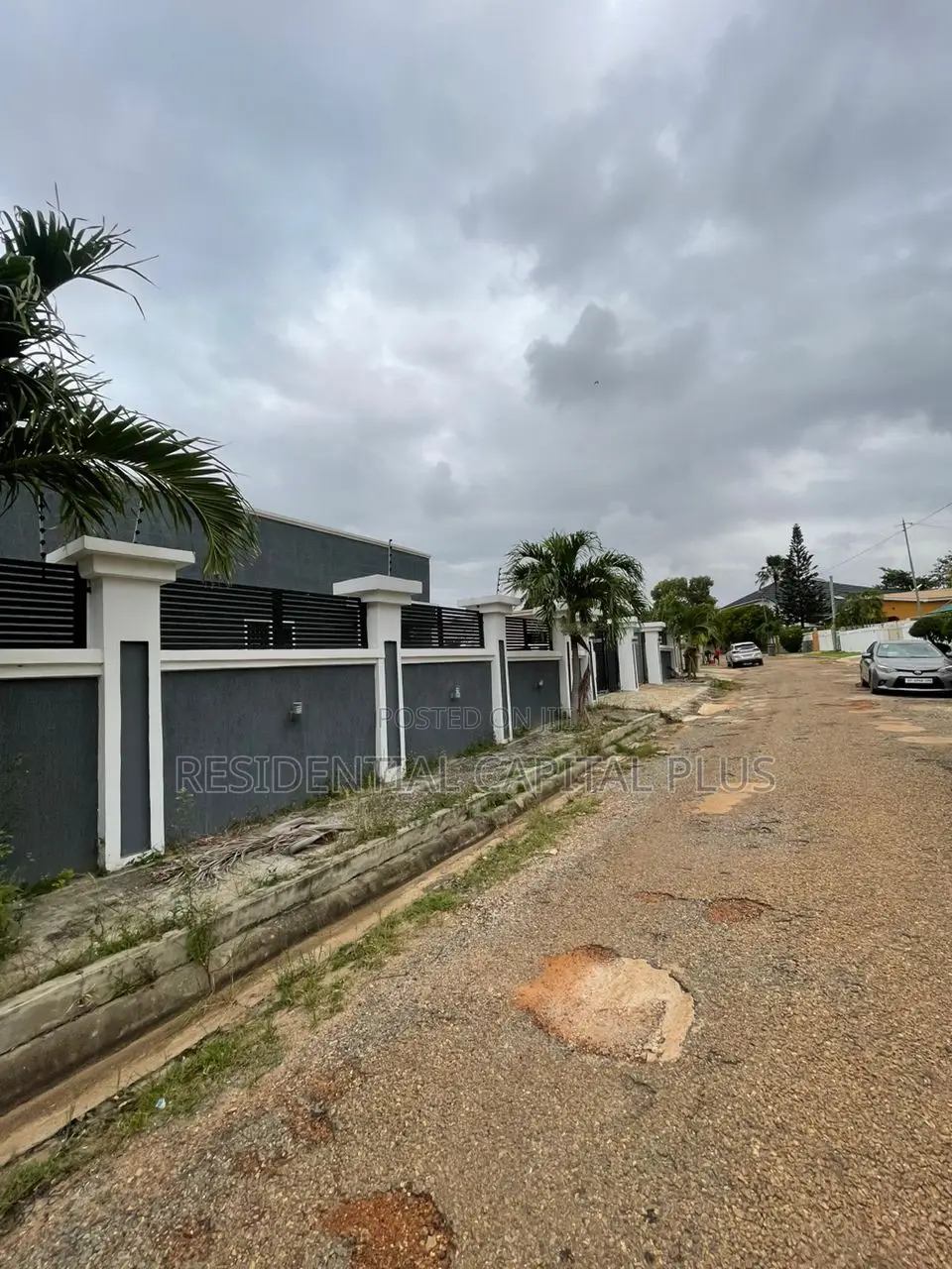 3bdrm Apartment in Spintex, Coca Cola for sale