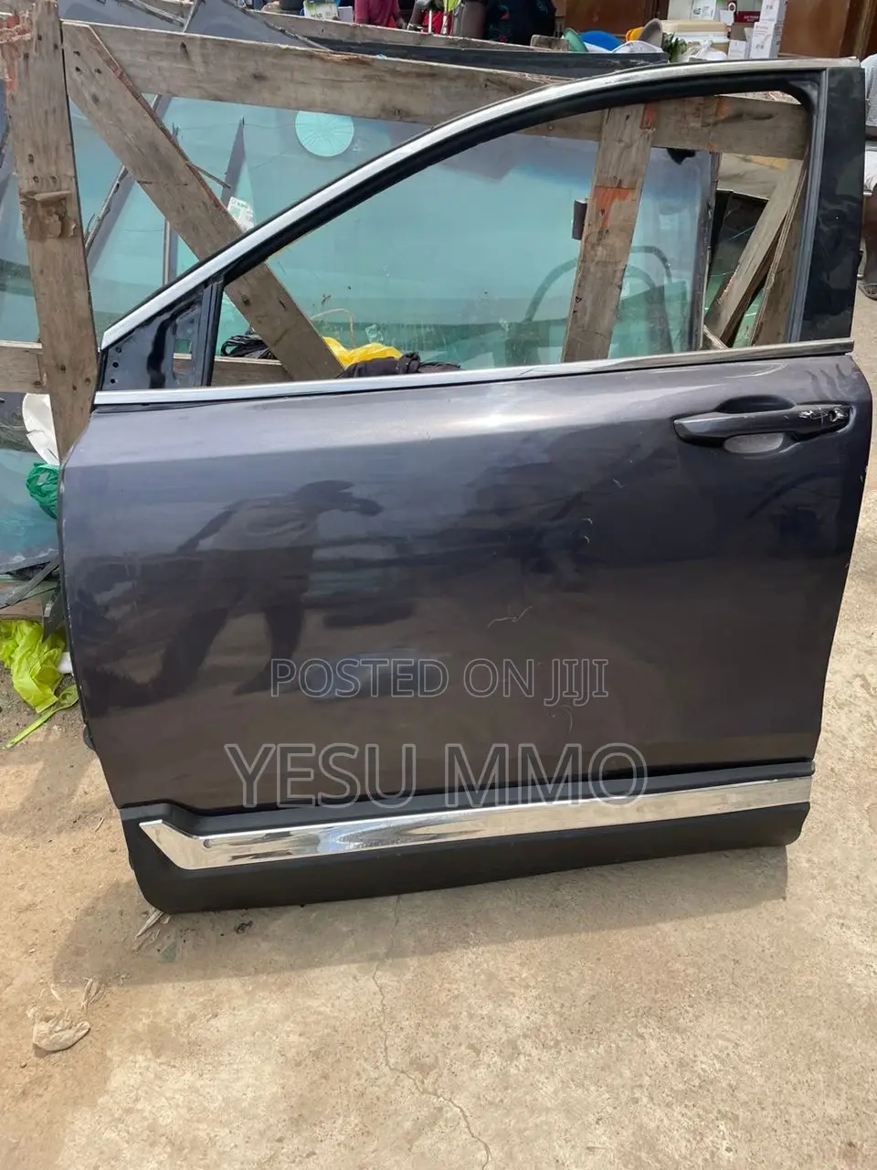 Cr-v 2020 Left Front Door Complete