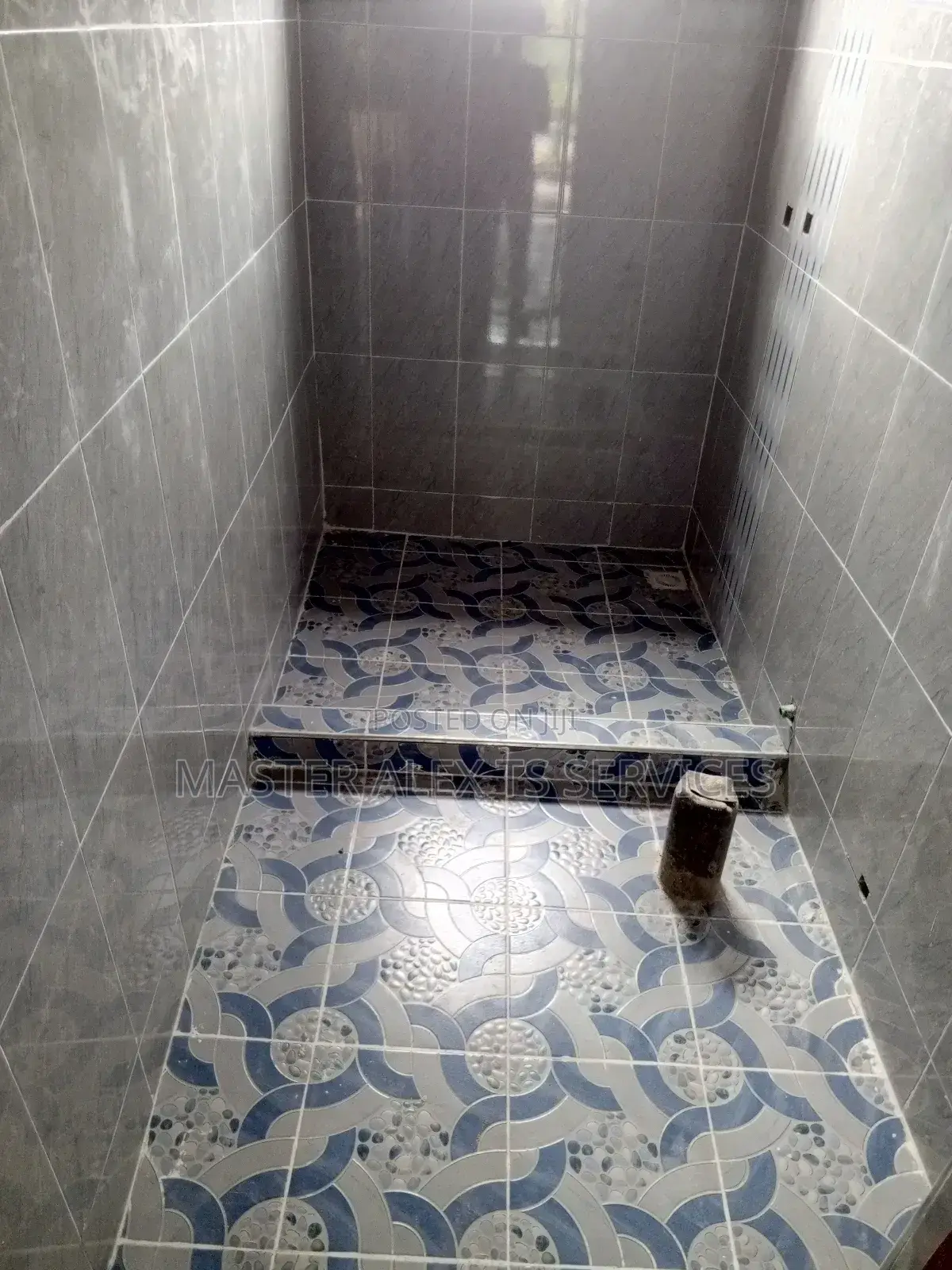 Tiling Contractor {Accra}