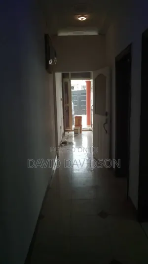 3bdrm Mansion in Executive 3 Bedroom, Tema Metropolitan for rent