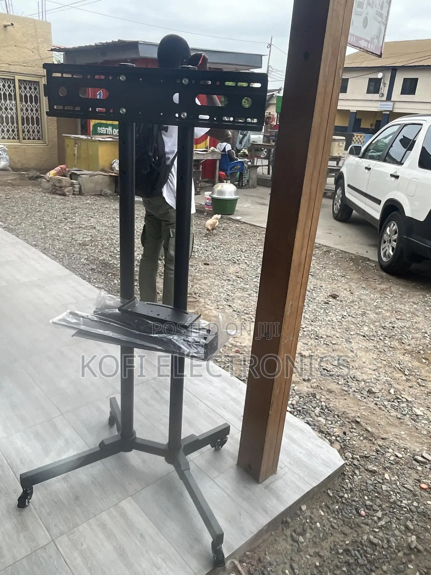 Mounting Made Easy-Mobile TV Cart for 32-70 Screens