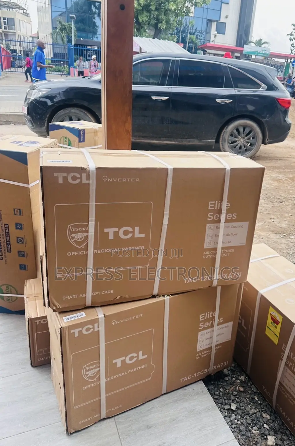 R410 Gas Air Conditioner TCL 2.5hp Split White ___ 