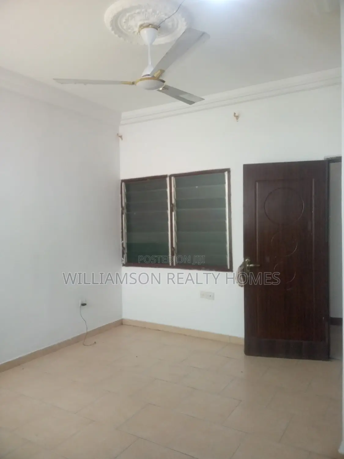 3bdrm House in Community 18 Area, Spintex for rent