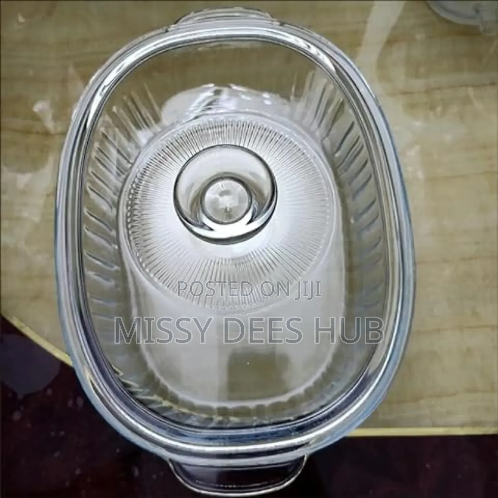 1.8 Oval Tempered Glass Casserole Dish With Lid