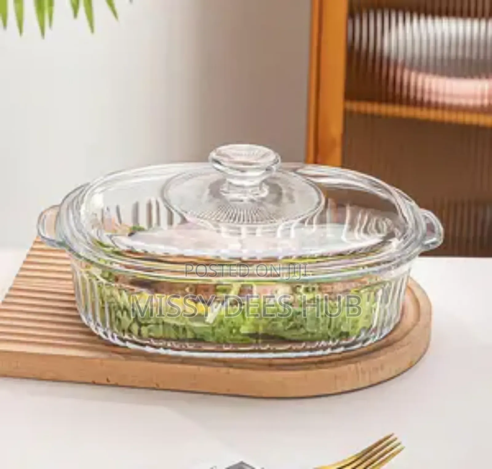 1.8 Oval Tempered Glass Casserole Dish With Lid