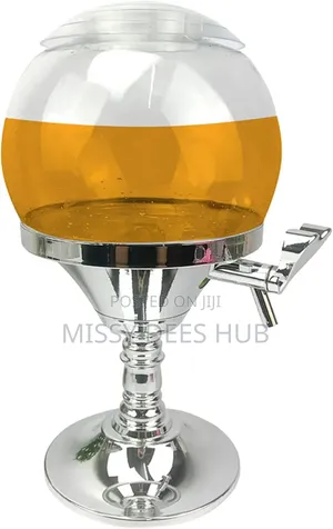 Spherical Drinks Dispenser With Ice Chamber