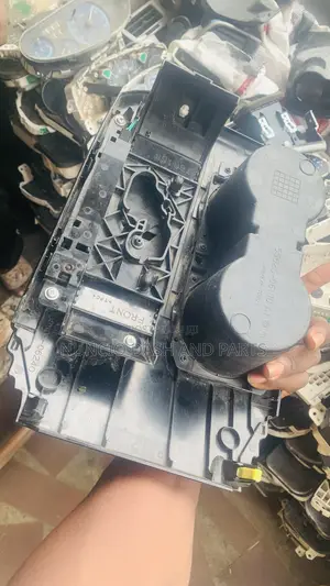 Toyota Camry (Spider) 2013 Gear Selector Cover