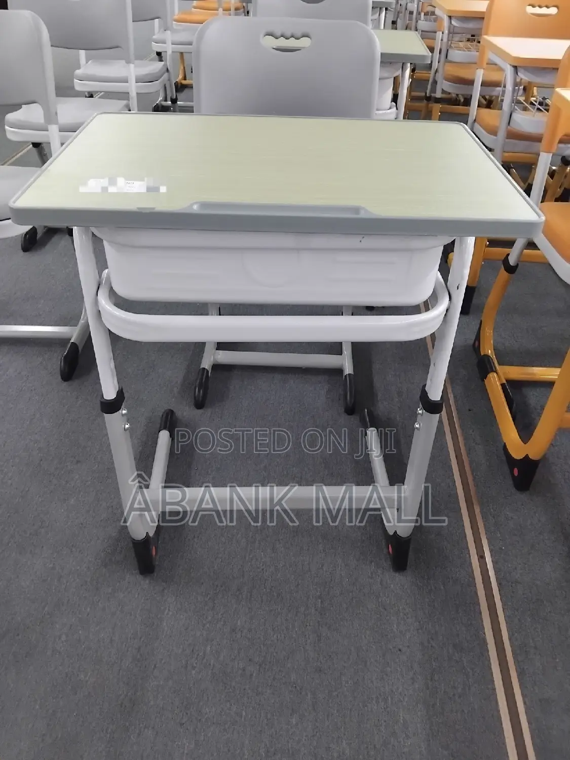 Modern Student Table and Chair