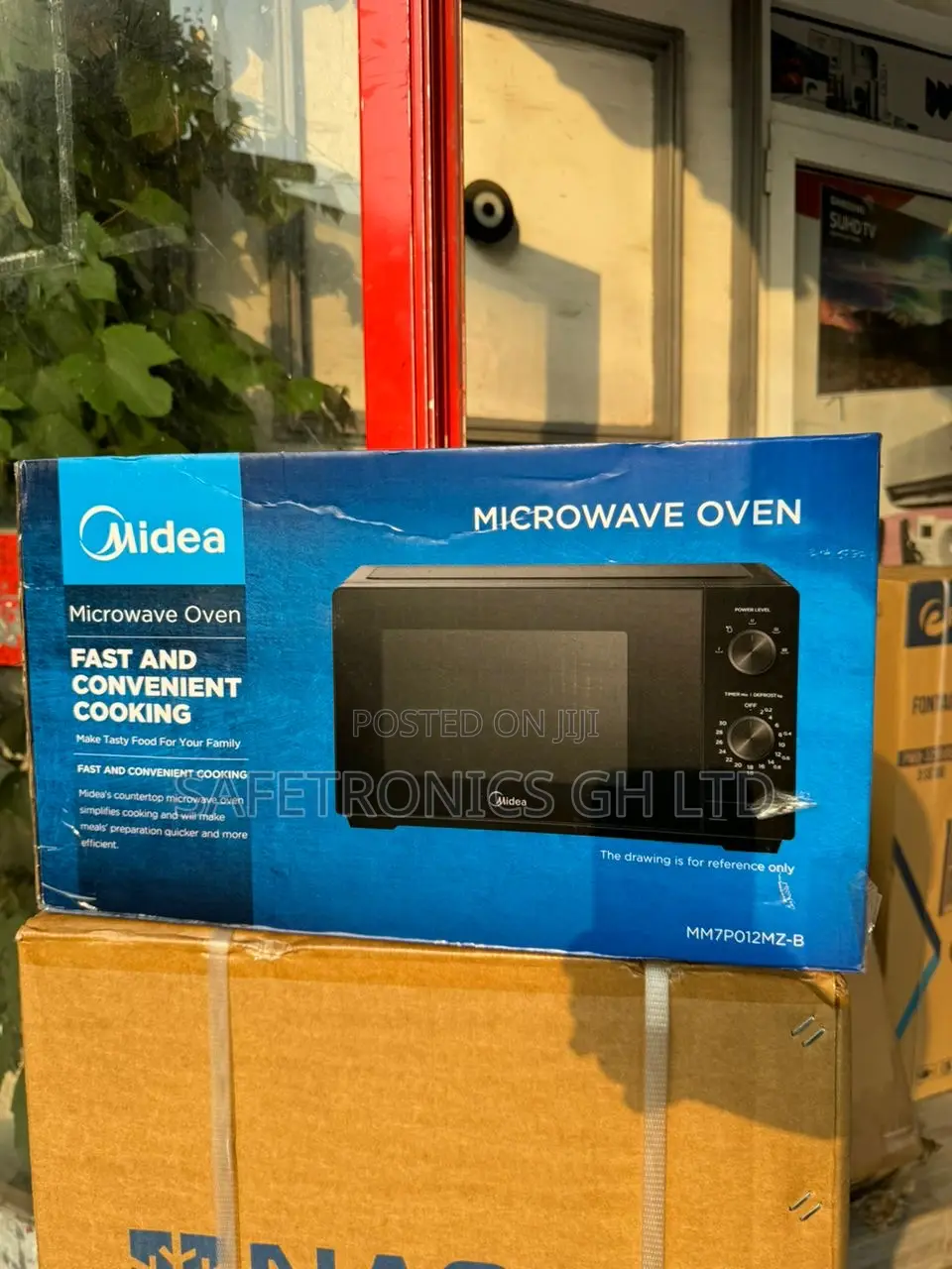 Elegant Midea MM7P012MZ-B 19L Countertop (Black) Microwave 