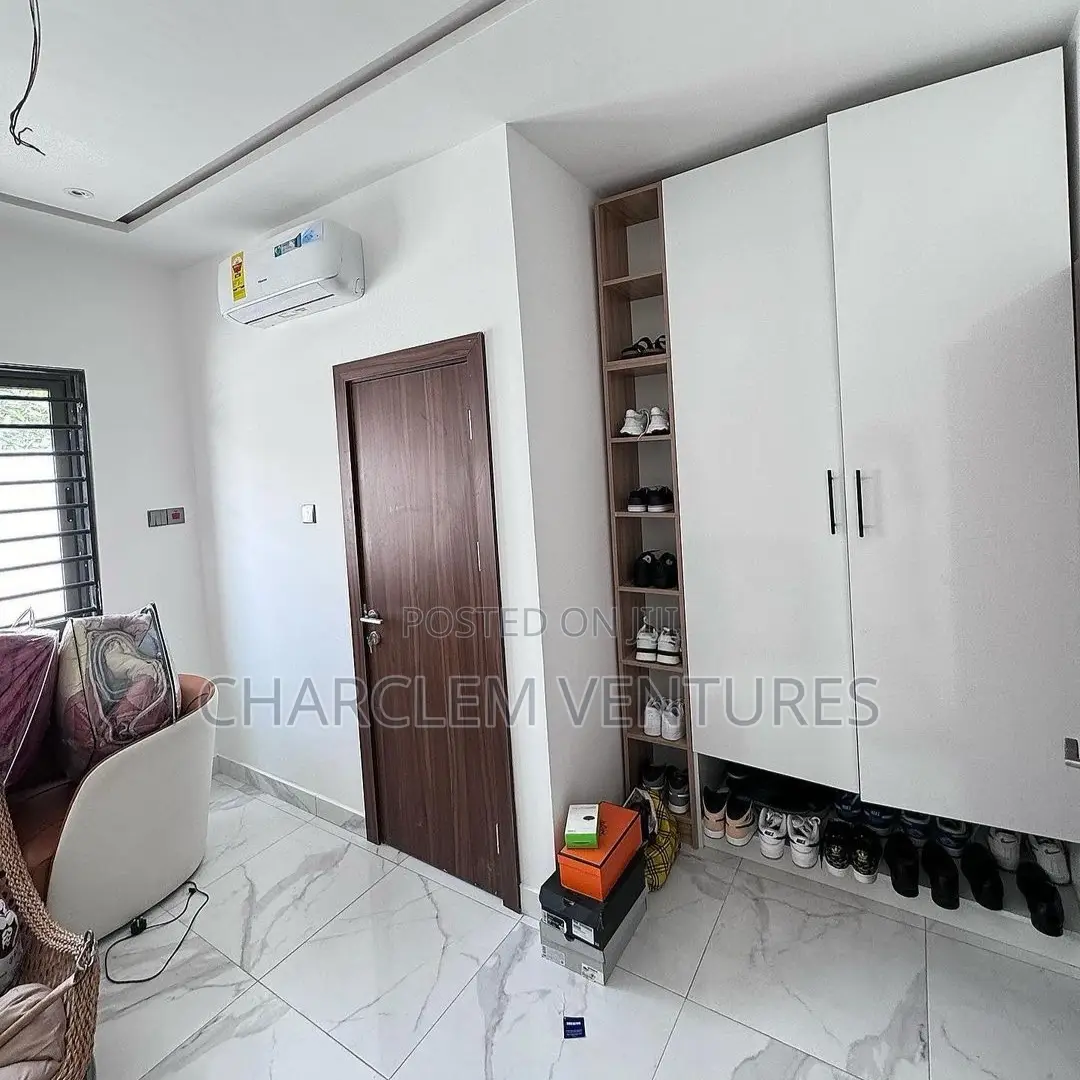 3bdrm House in Charclem Ventures, Adenta for sale