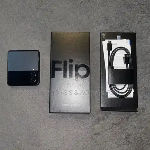 New Samsung Galaxy Z Flip4 128 GB Black