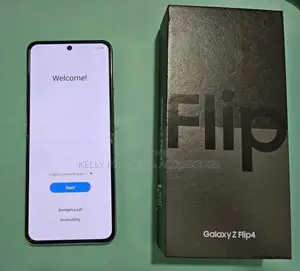 New Samsung Galaxy Z Flip4 128 GB Black