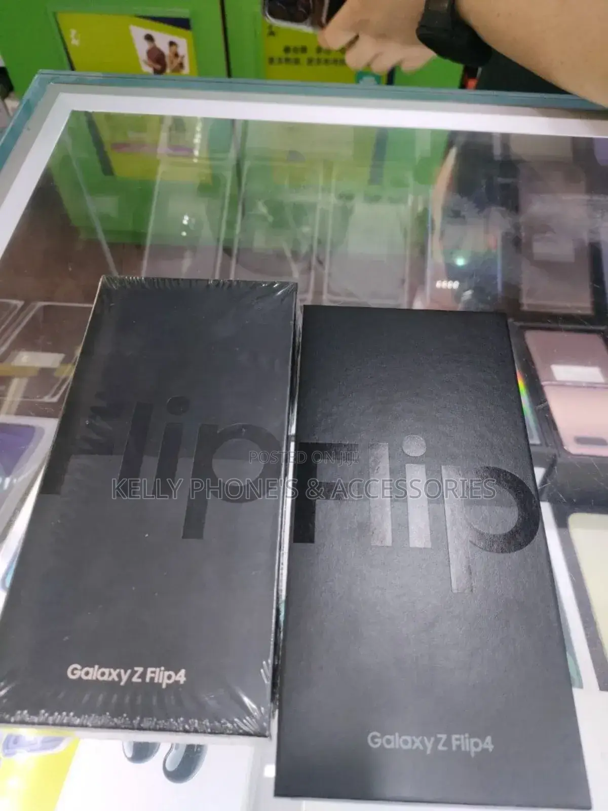 New Samsung Galaxy Z Flip4 512 GB Black