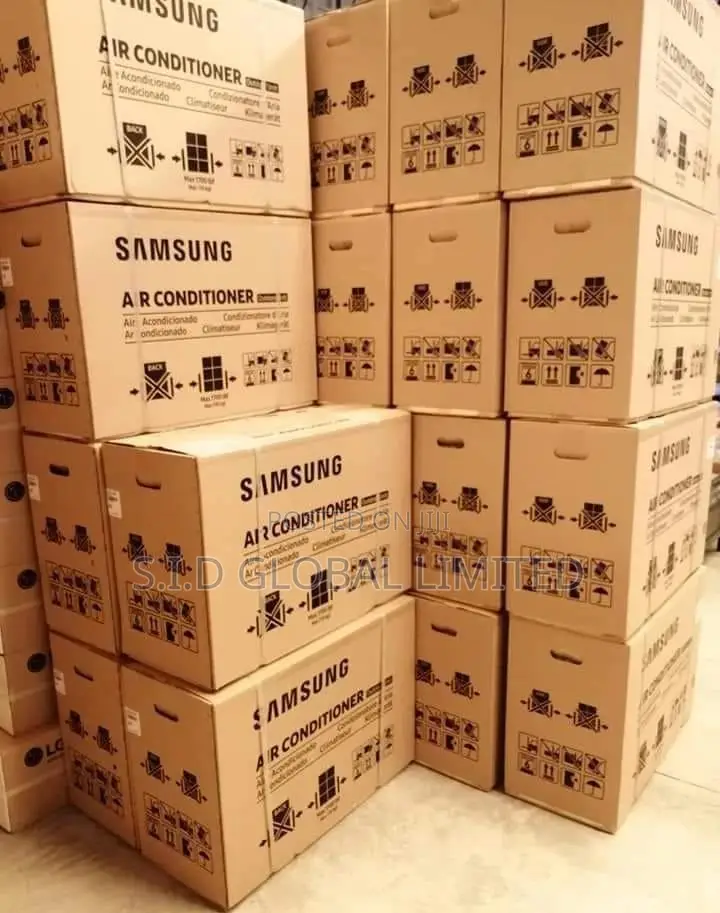 Awesome SAMSUNG-1.5HP-R410-SPLIT-AC-AR12TRHGAWK