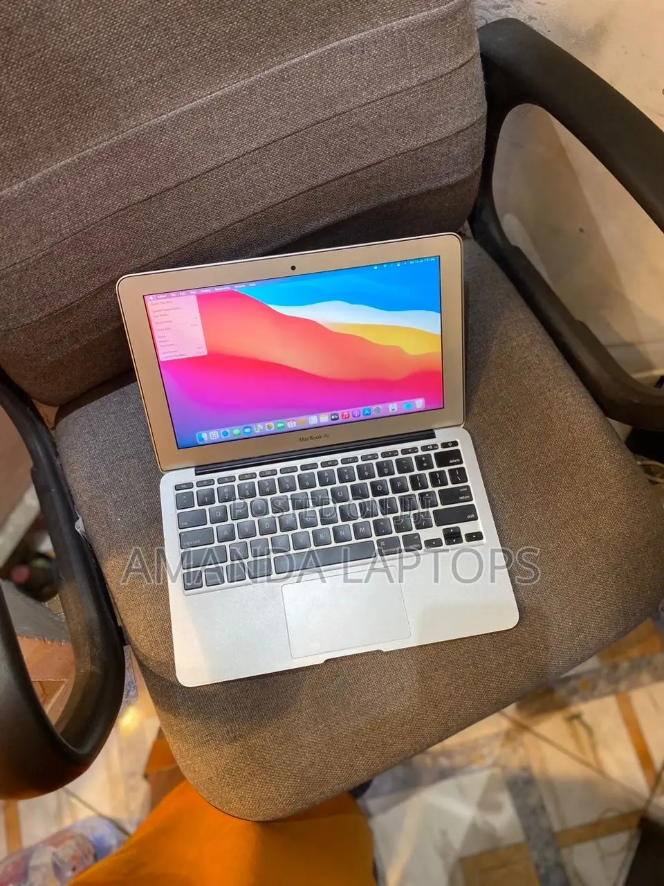 New Laptop Apple MacBook Air 2014 4GB Intel Core I5 SSD 128GB
