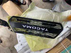 Tacoma 2017 to 2020 Front Grille LED