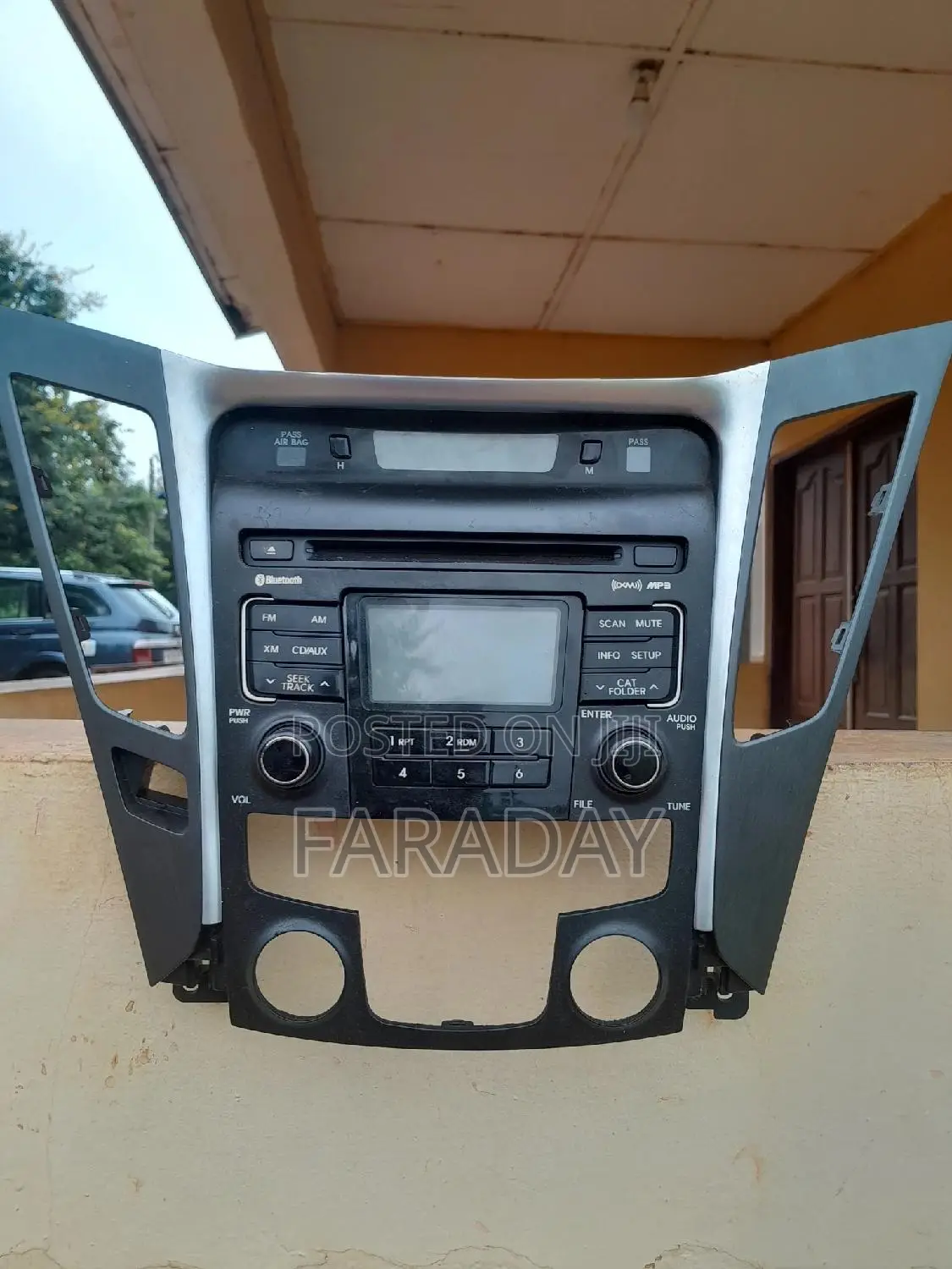 Hyundai Sonata 2012/13 Sound System