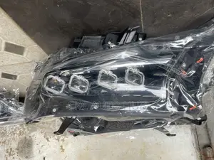 Land Cruiser Prado 2017 2018 2019 Headlamp