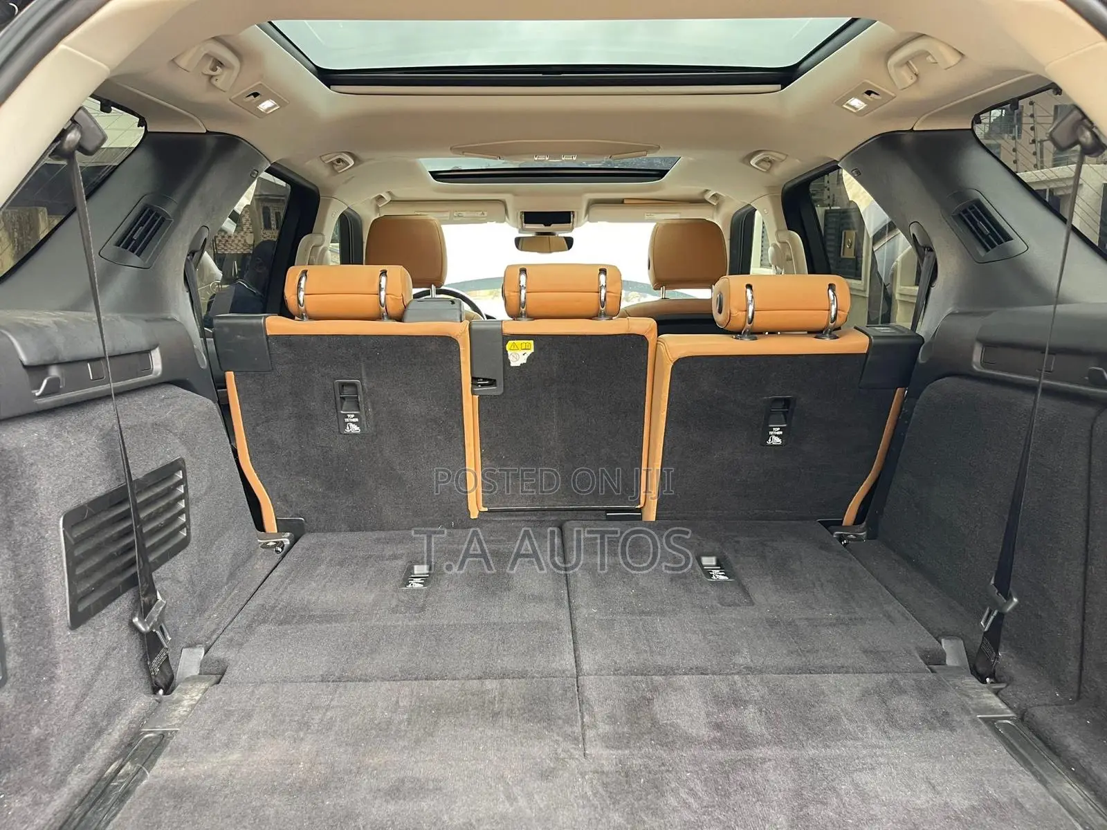 Land Rover Discovery HSE 4x4 2018 Blue